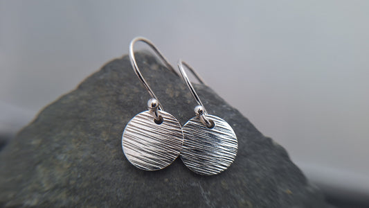 Ripple silver Dinky Dot earrings