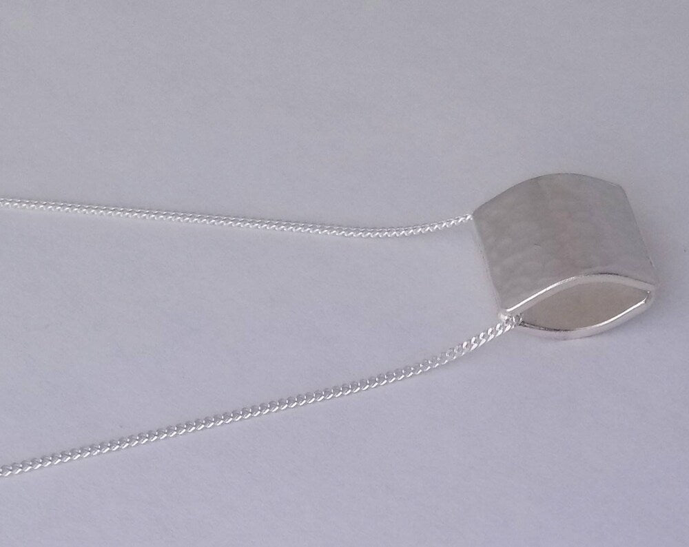 Rain silver baguette pendant necklace